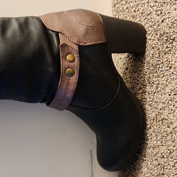 Ladies lined boots. Size 8 - Picture 4 of 8